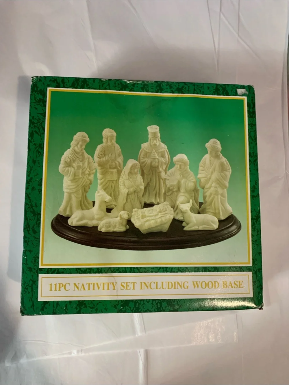 11 Piece Jade Collection World Bazaar Nativity Set with Base